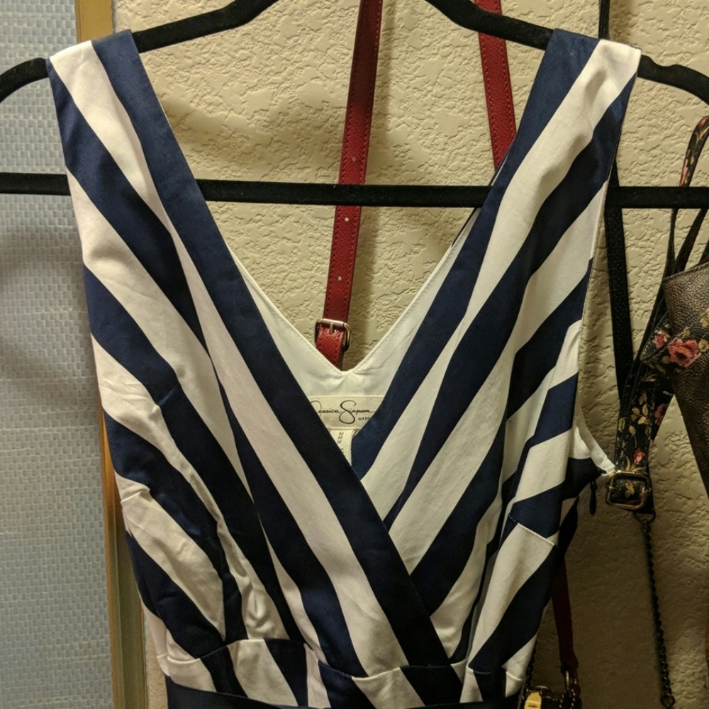 Jessica Simpson maternity dress